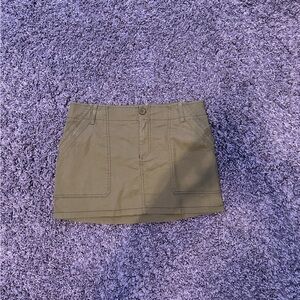 Brown cargo mini skirt